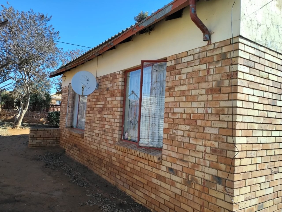 2 Bedroom Property for Sale in Blomanda Free State